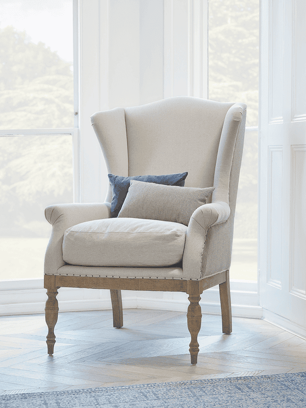 The Best Small Accent Chairs To Complete Your Bedroom Small 59 OFF 1674233796 Aw22 1229492