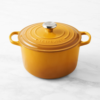 Le Creuset Signature Enameled Cast Iron Deep Oven Le Creuset Signature Enameled Cast Iron Deep Oven