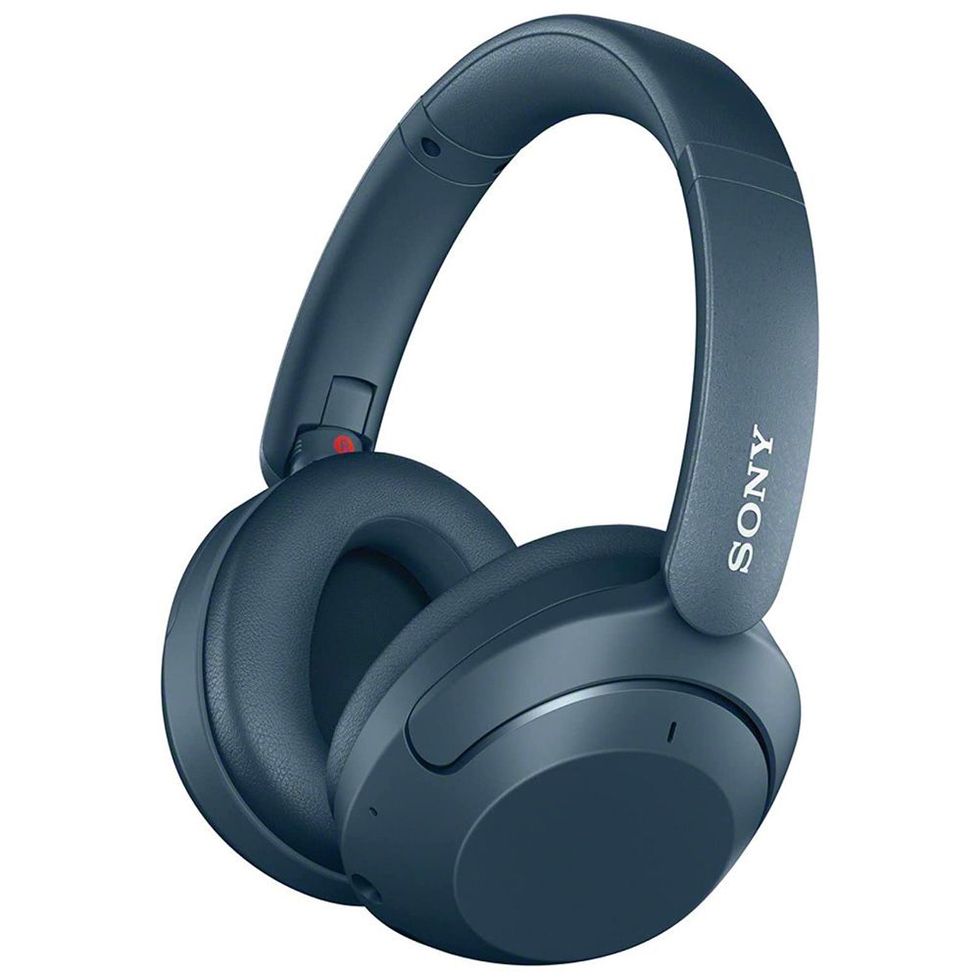Get these popular Sony noise-canceling headphones for $100 today