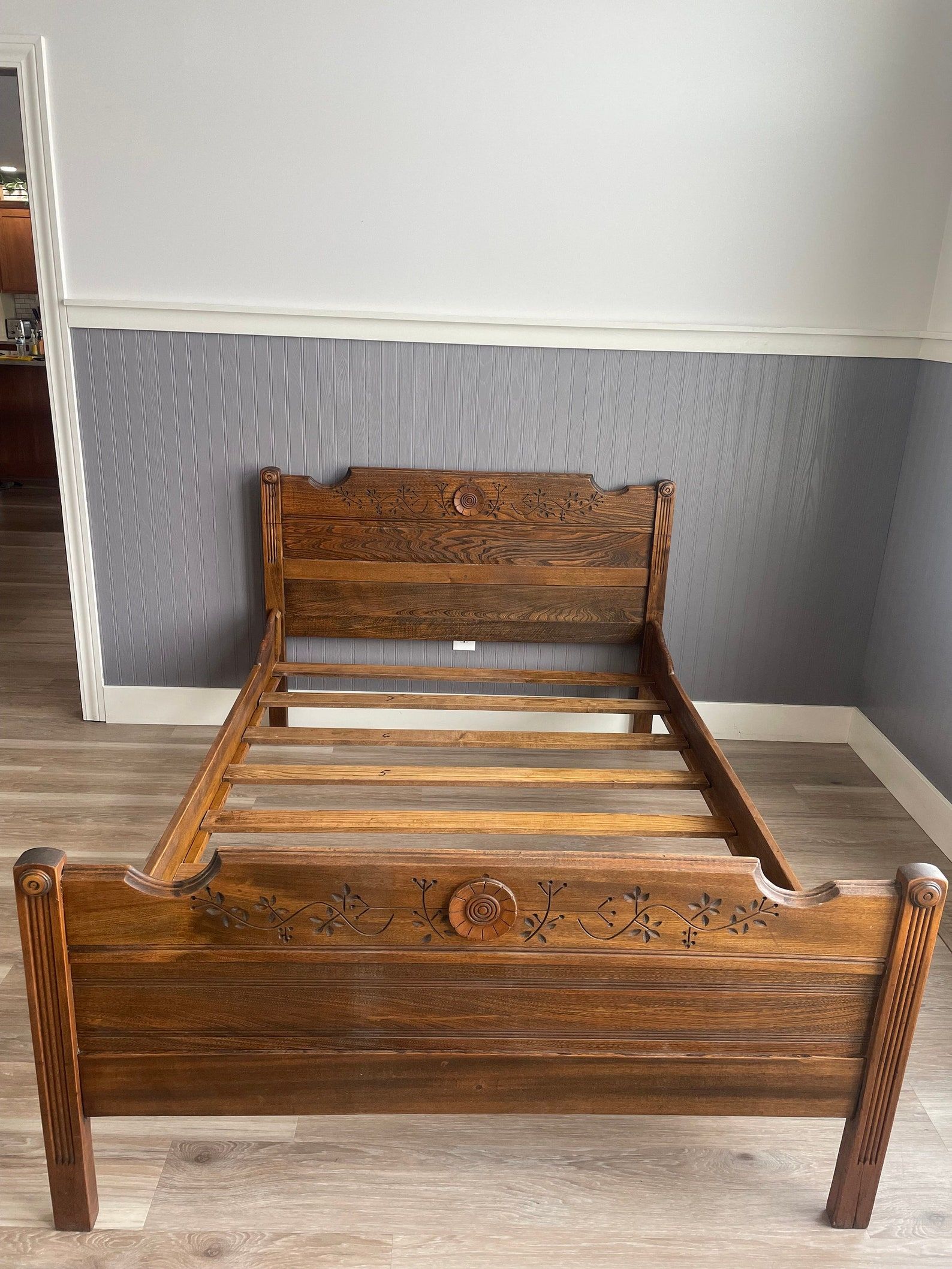 Antique | Oak Wood | 3/4 Bed Frame