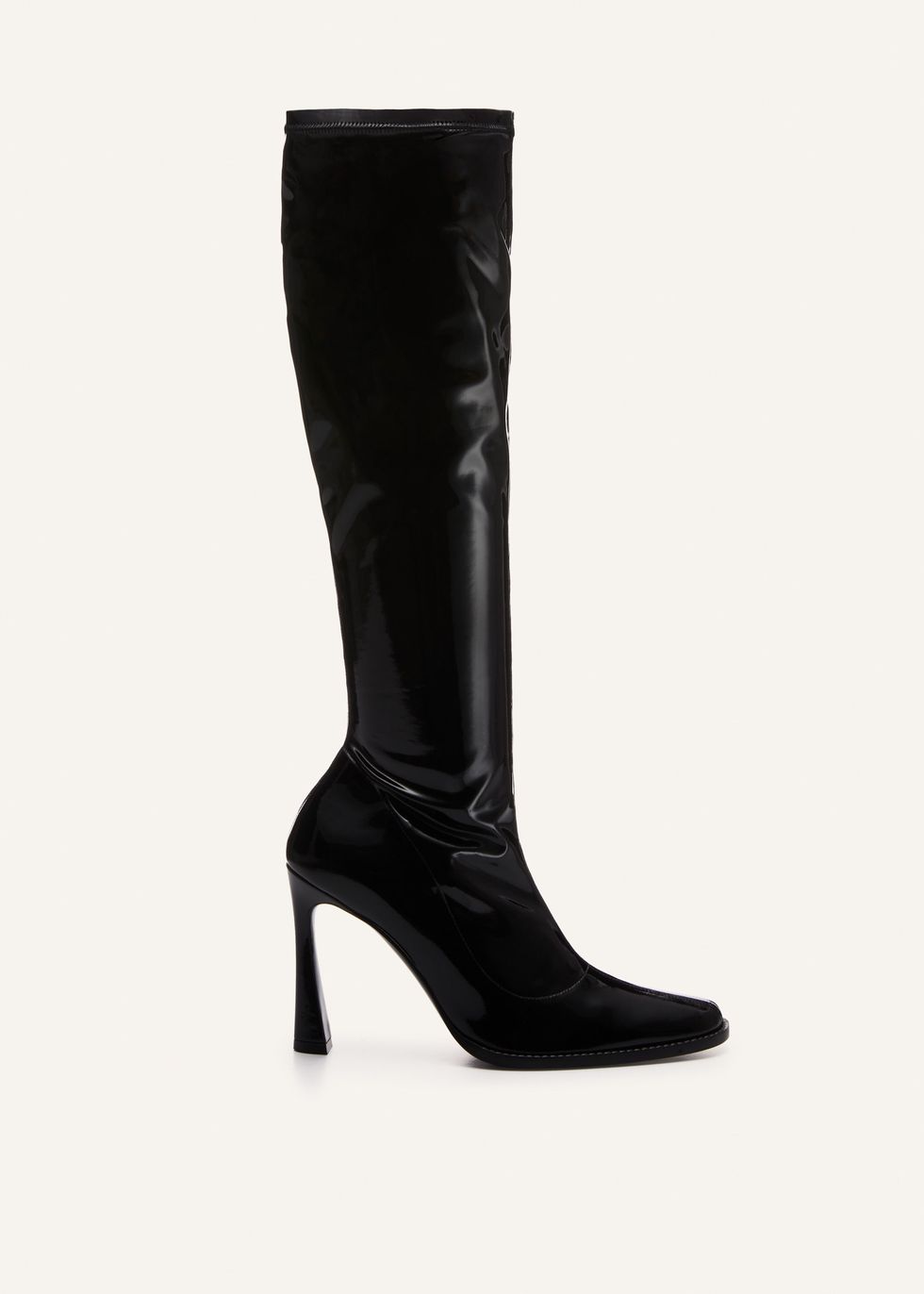Knee high boots in black patent leather