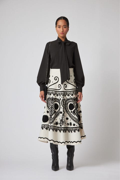 Falda midi bordada