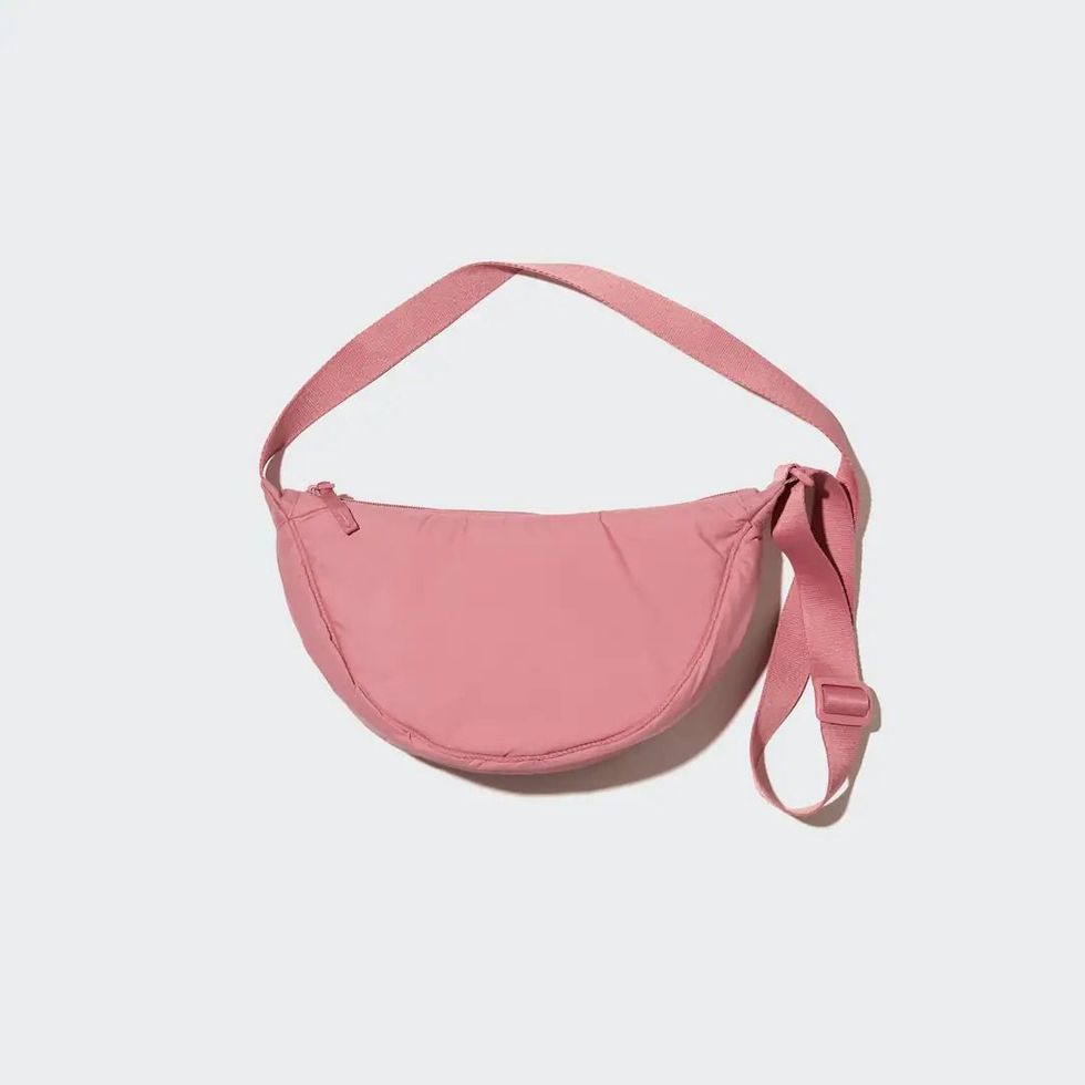 I tried Uniqlo's TikTok viral crossbody bag and take it from me, it's  absolutely genius