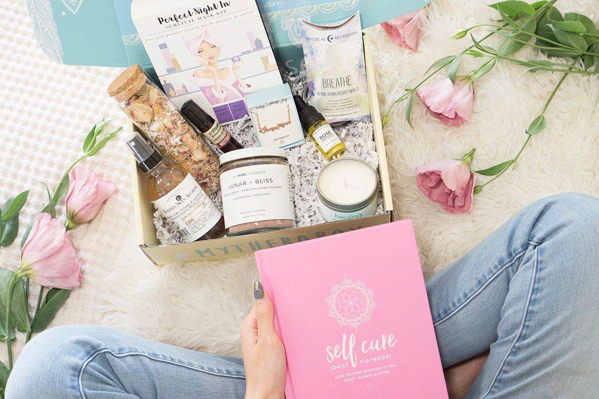 Mom monthly subscription sales boxes