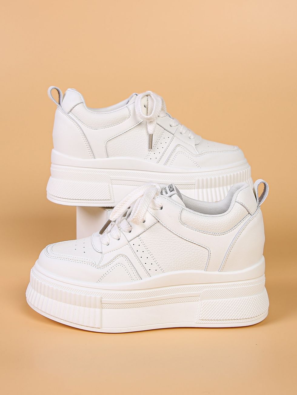 Sporty White Chunky Shoes Women Patch Decor Lace Up Front Sneakers