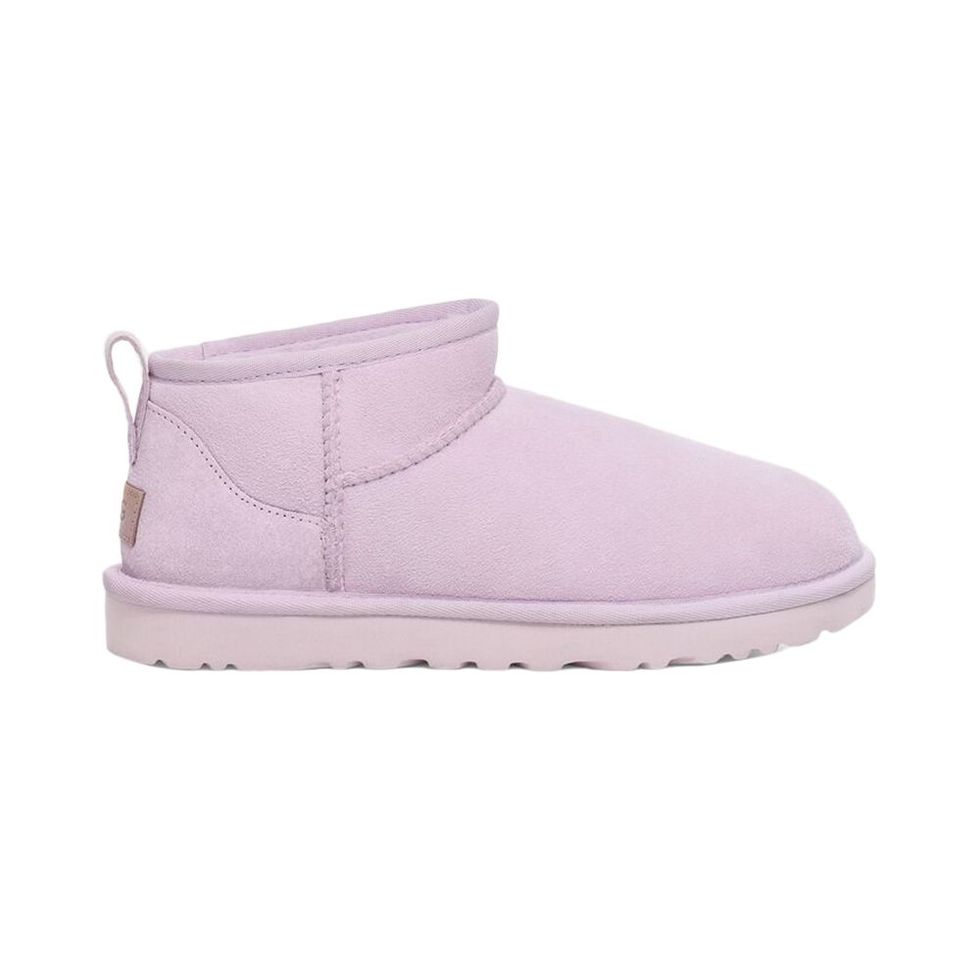 Hailey Bieber’s Viral UGG Mini Boots Are Back In Stock