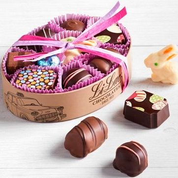 9 pc Easter Box