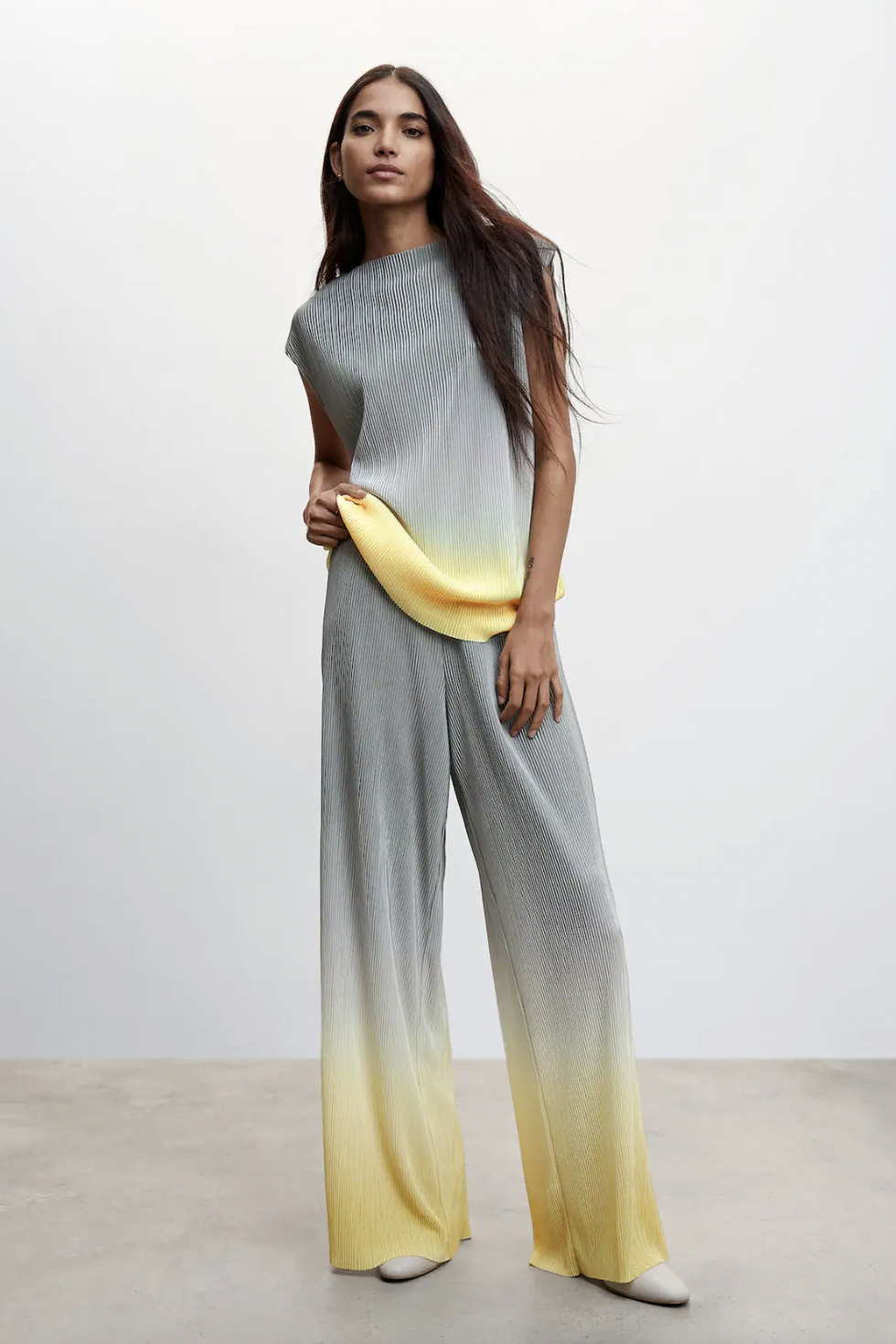 25 Stylish Ways to Wear Palazzo Pants in 2024 You Must Try