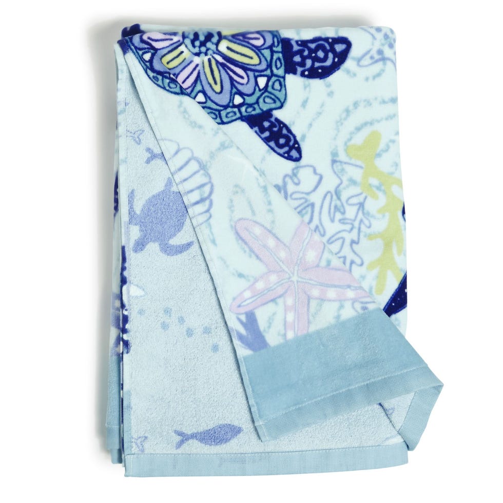 Vera Bradley Beach Towel in Island Floral