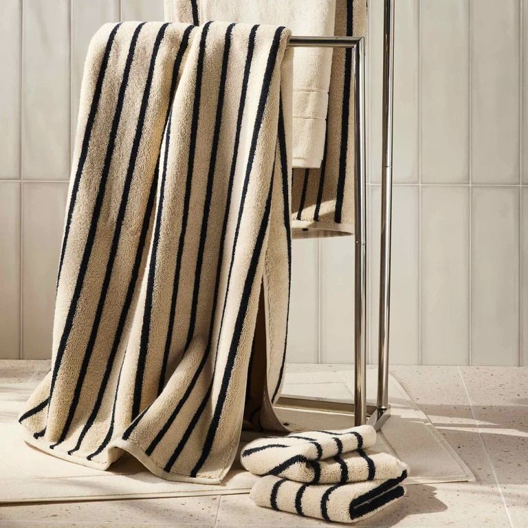 Super-Plush Bath Towels, Limited-Edition Colors