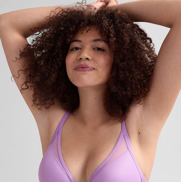 A Brilliant Trick For Keeping Your Strapless Bra in Place