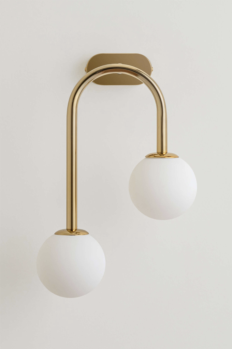 Drop Curve Wall Light