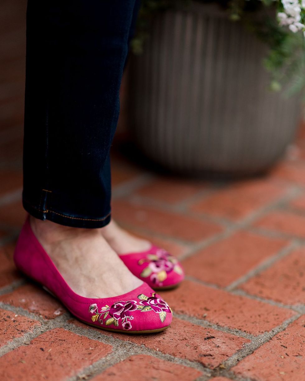 The Pioneer Woman Embroidered Sueded Ballet Flats - Beetroot
