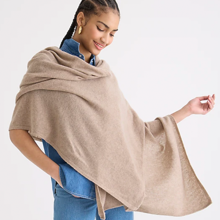 Cashmere-Wool Poncho Cashmere-Wool Poncho
