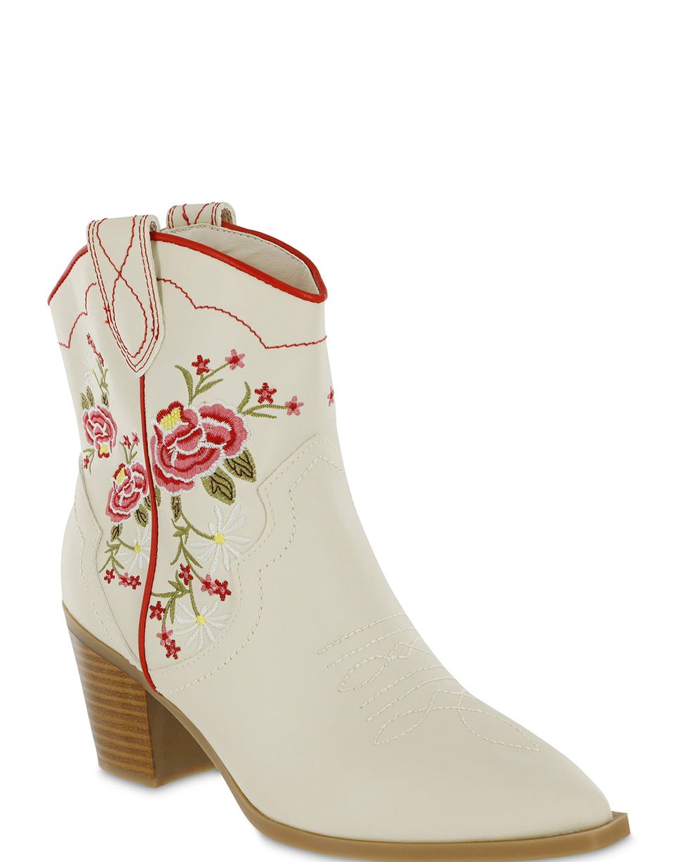 The Pioneer Woman Embroidered Western Ankle Boots