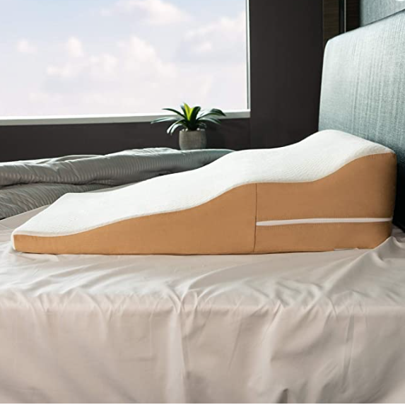 2022 New Fashion Side Triangle Pillows 50x25x15cm Acid Reflux Foam