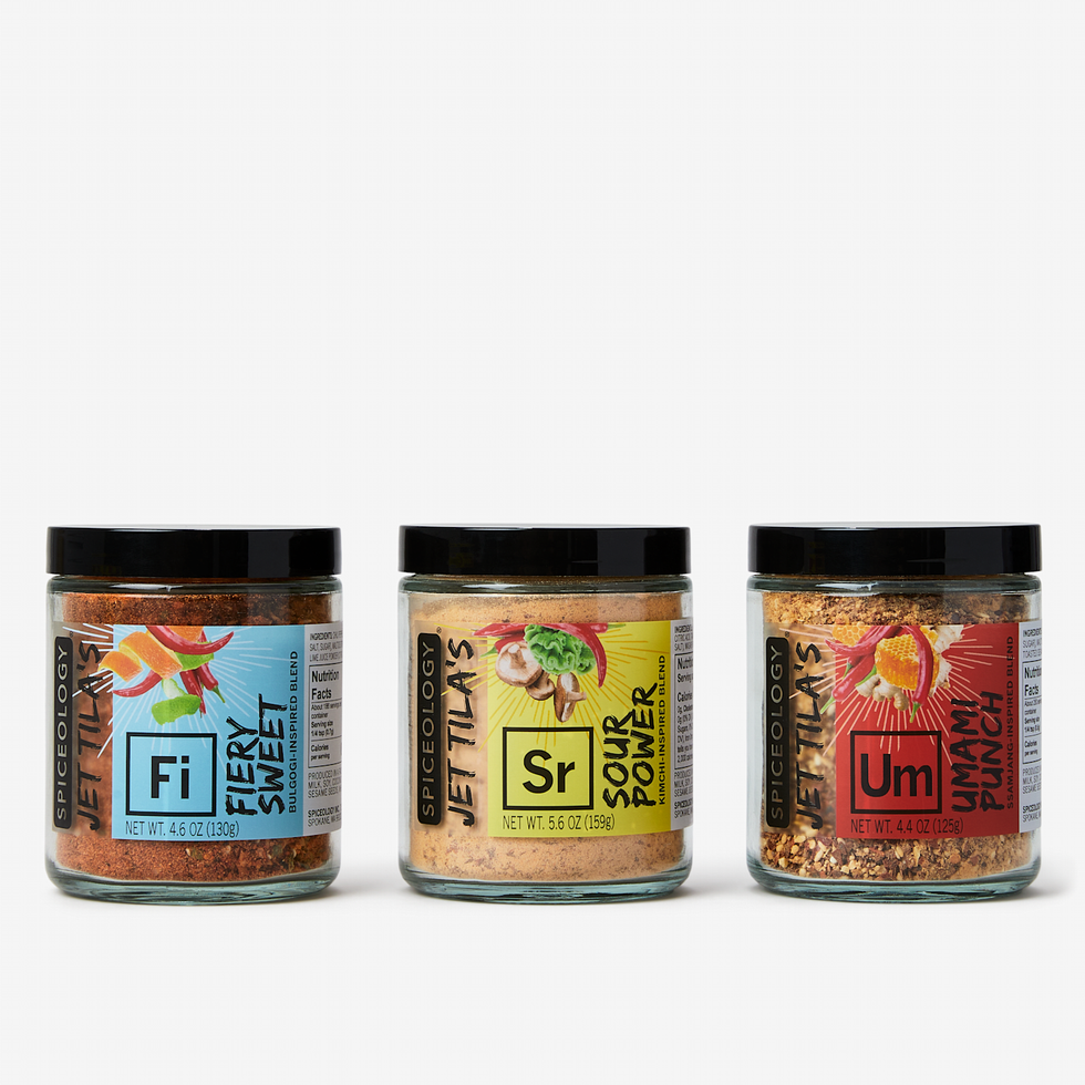 https://hips.hearstapps.com/vader-prod.s3.amazonaws.com/1678244488-SPICEOLOGY-JET-TILA-VARIETY-PACK_3.png?crop=1xw:1xh;center,top&resize=980:*