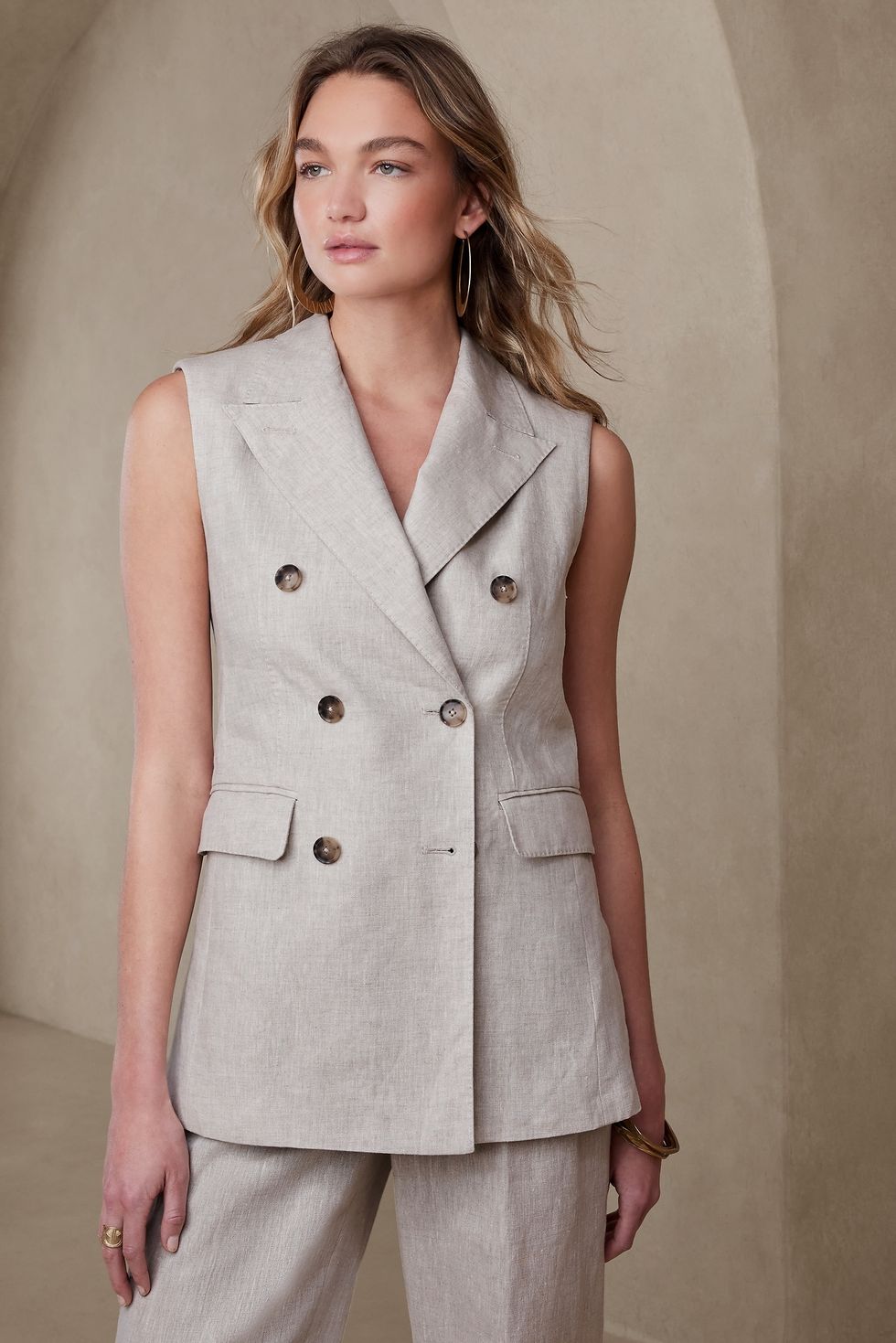 12 Women's Waistcoats, Vests to Wear 2023