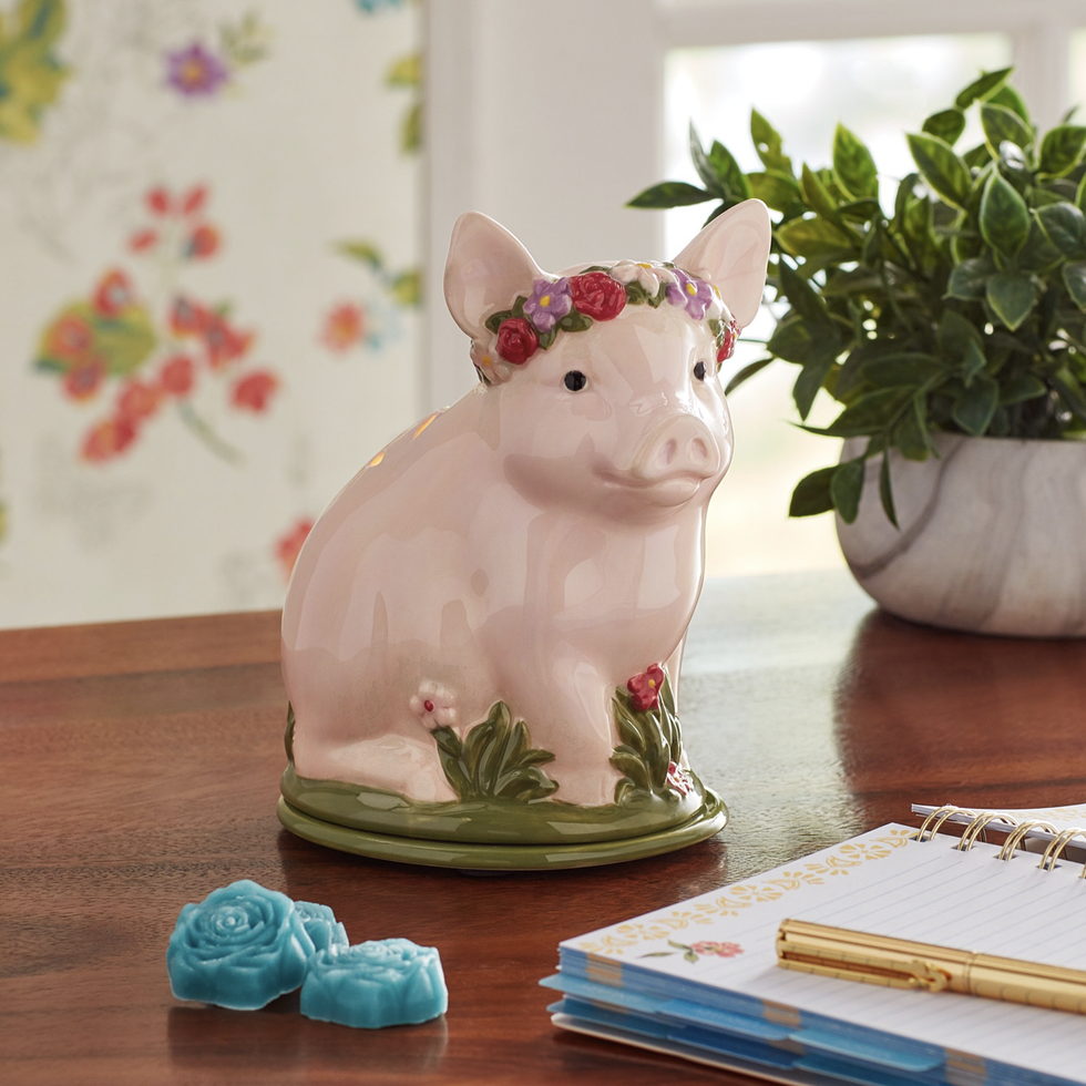 The Pioneer Woman Pig Full Size Ceramic Fragrance Warmer