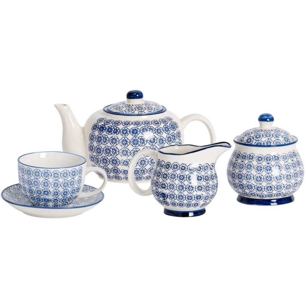 15 Piece Hand-Printed Tea Set