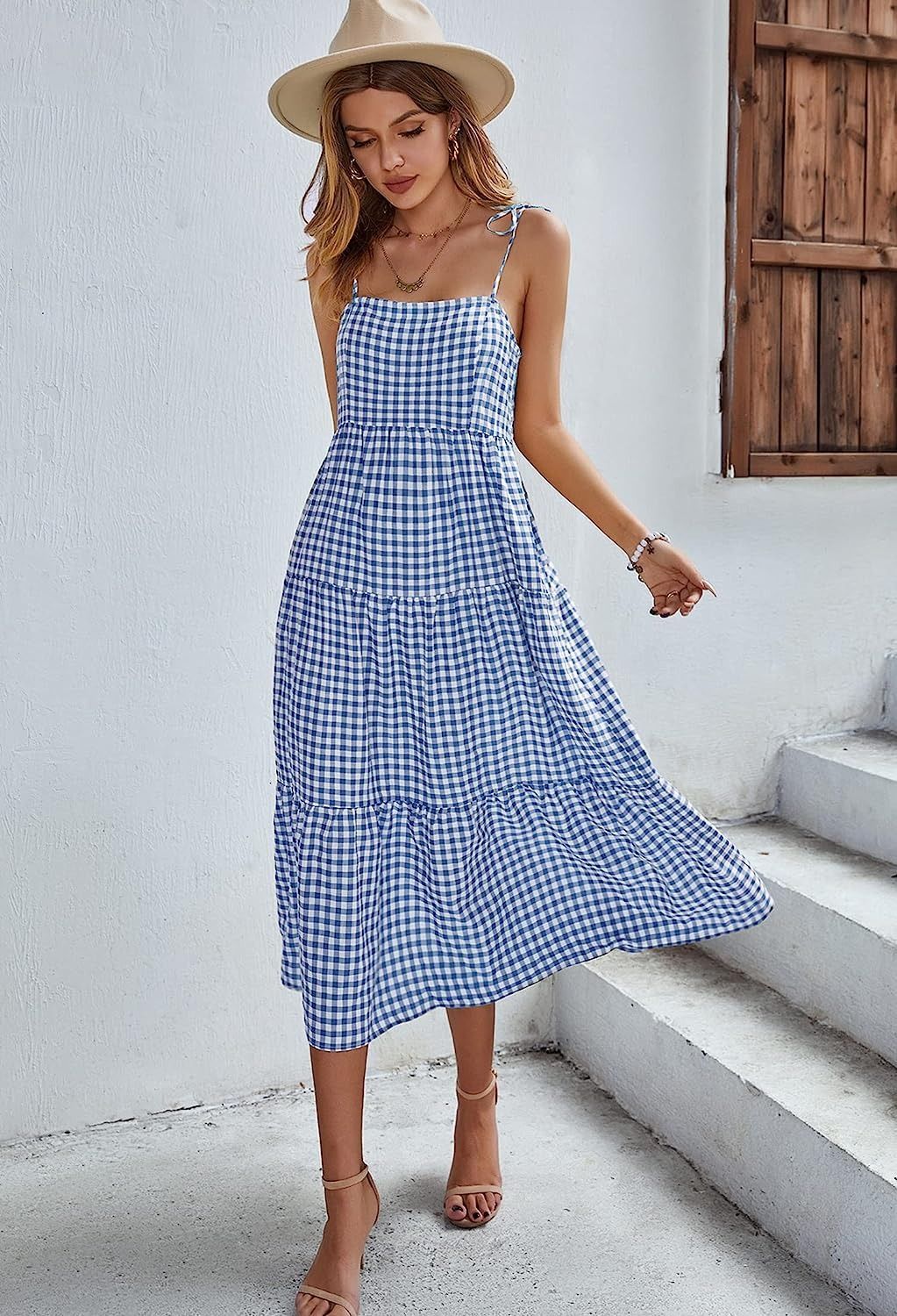 Gingham dress shop with sleeves