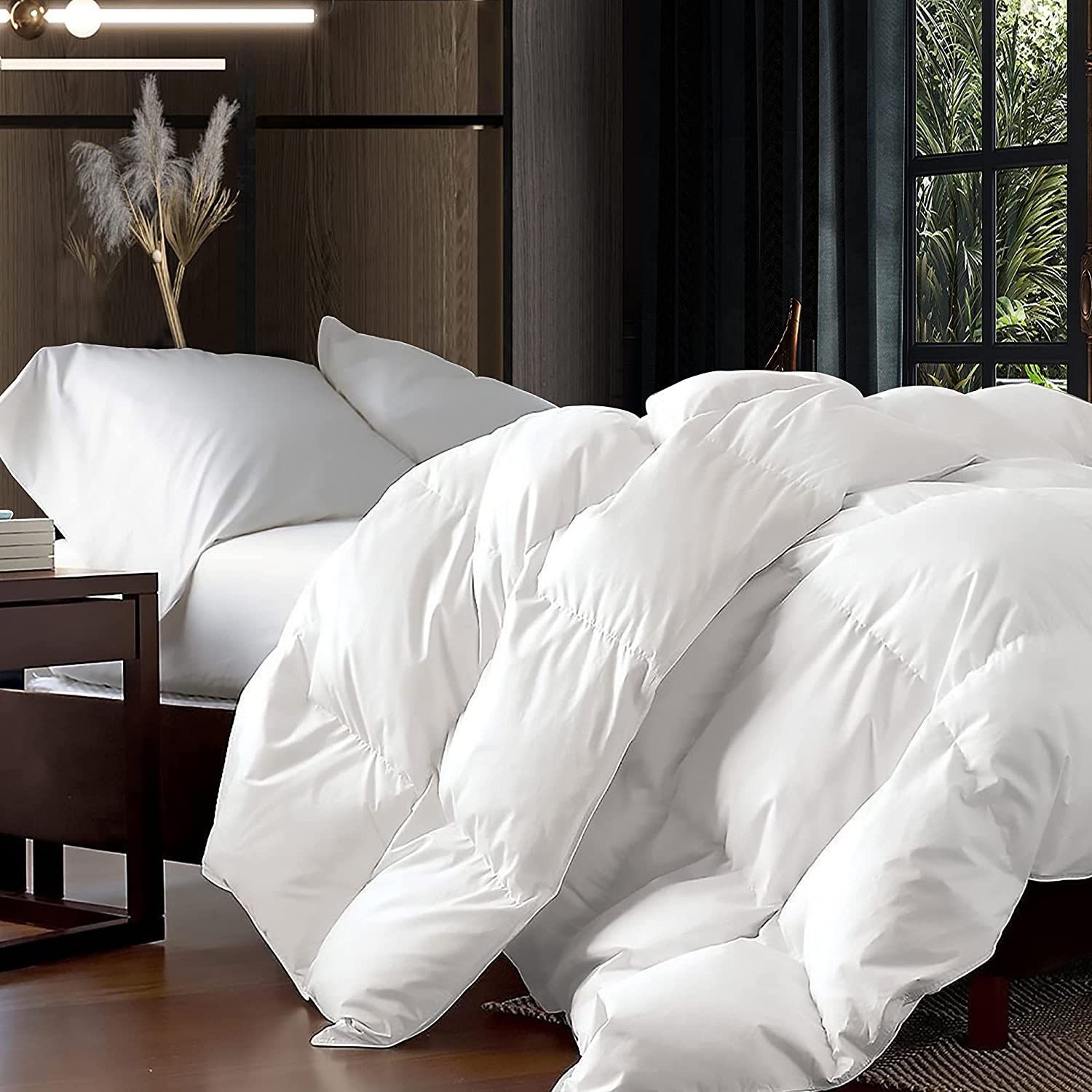 Fluffy white deals comforter set full