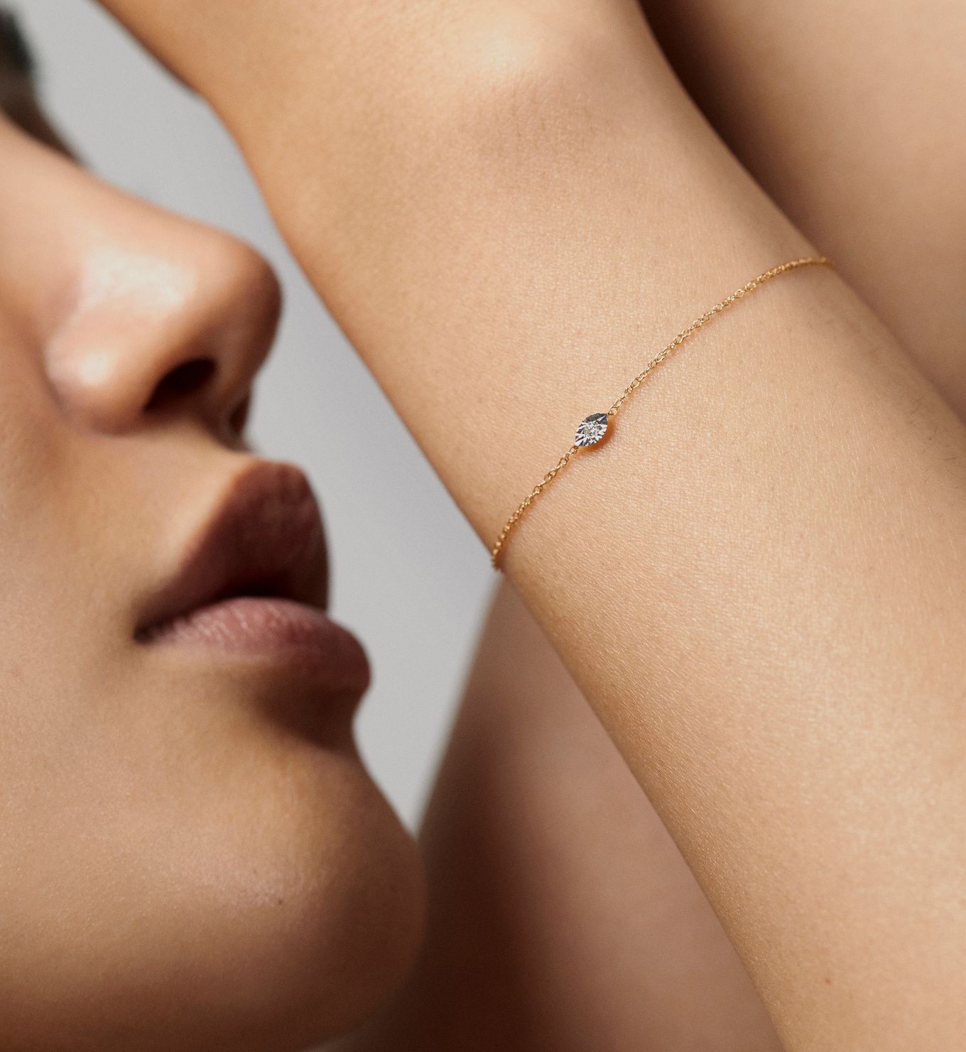 Best on sale minimalist jewelry