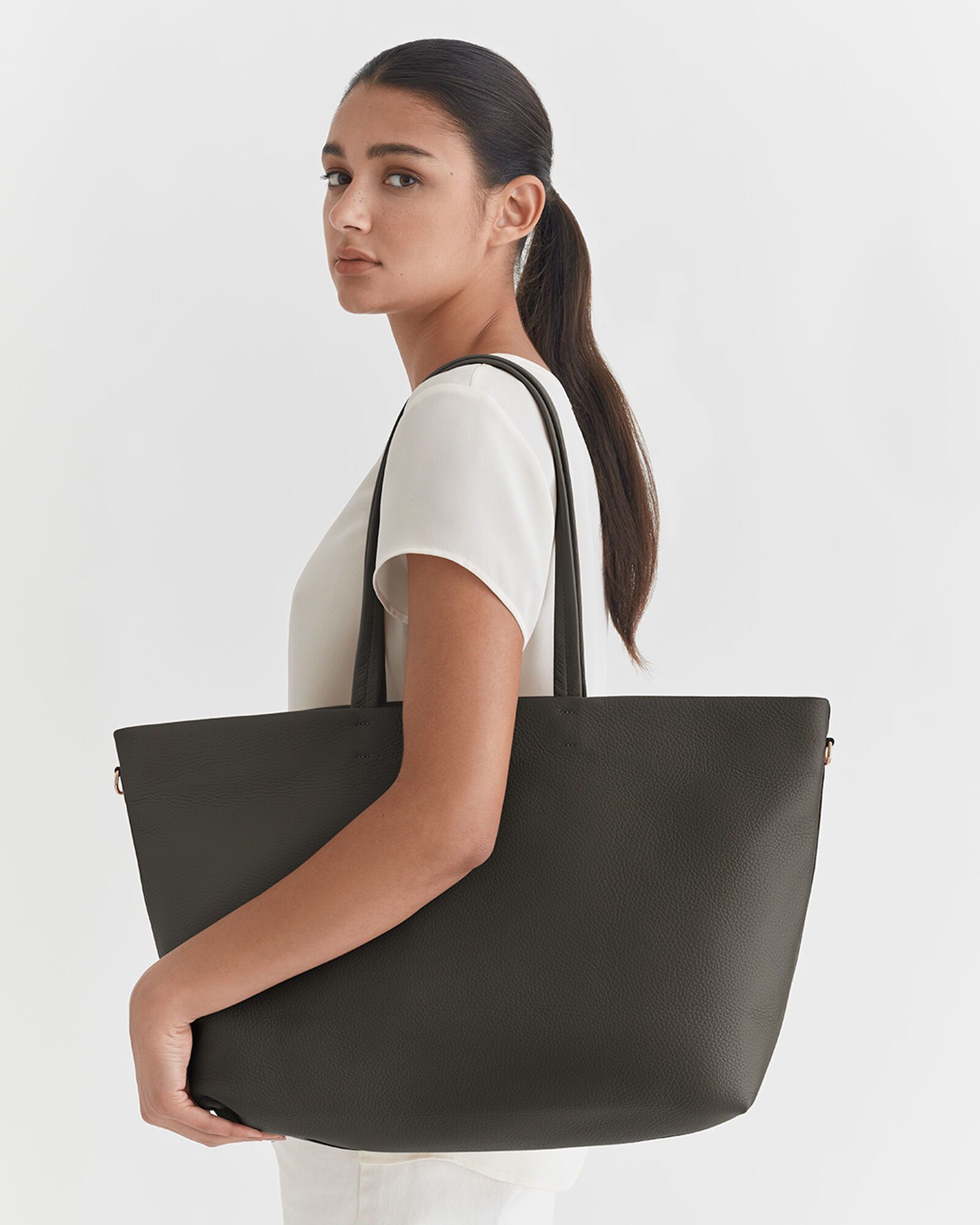 22 Best Designer Tote Bags 2024, According to Experts & Editors