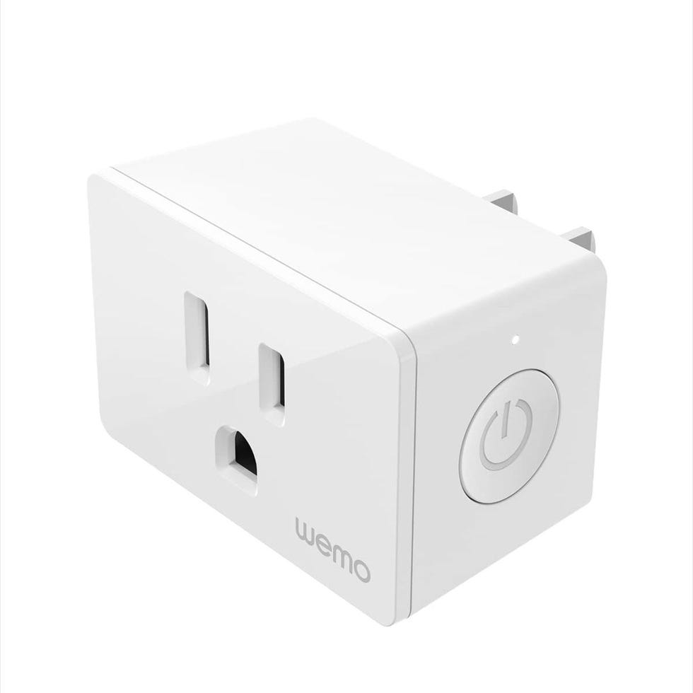 Smart Plug with Thread