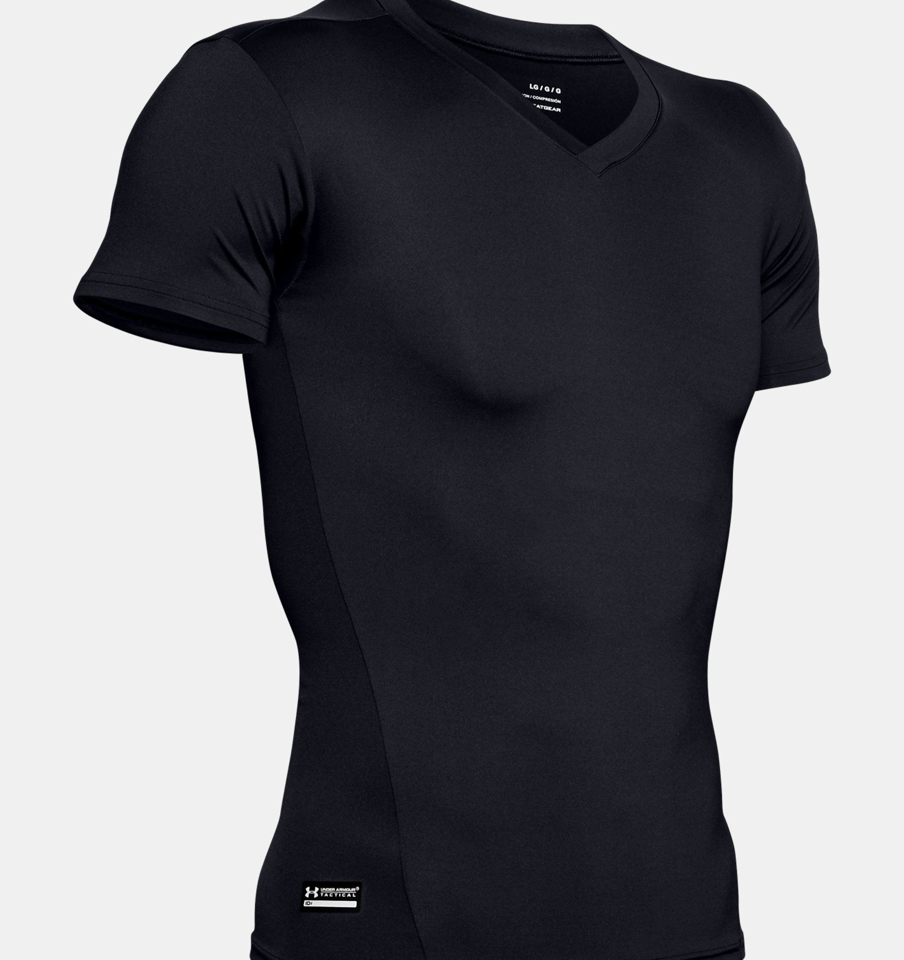 24 Best Black T-Shirts For Men 2024, According To Style Experts