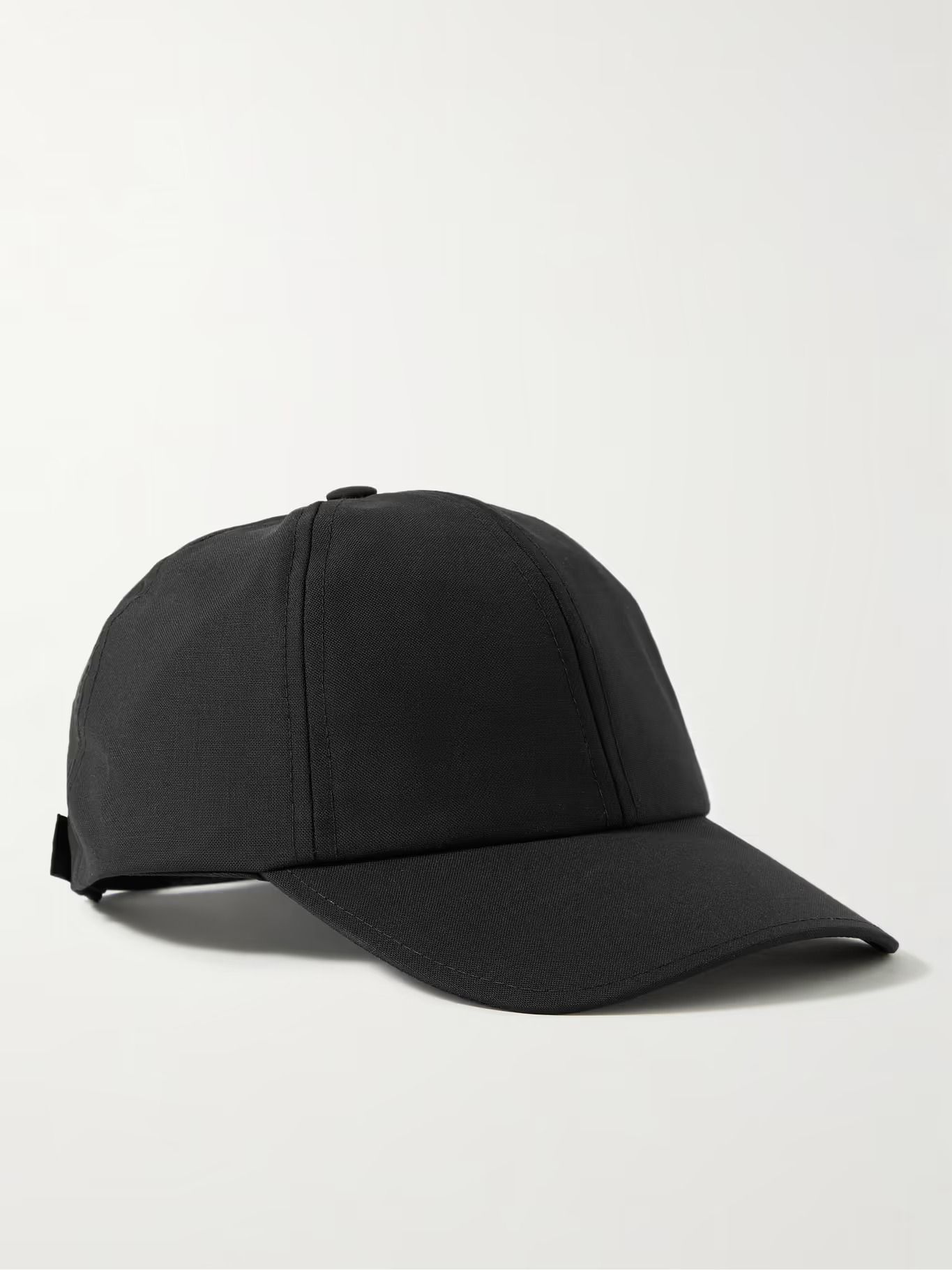 Black store skip cap