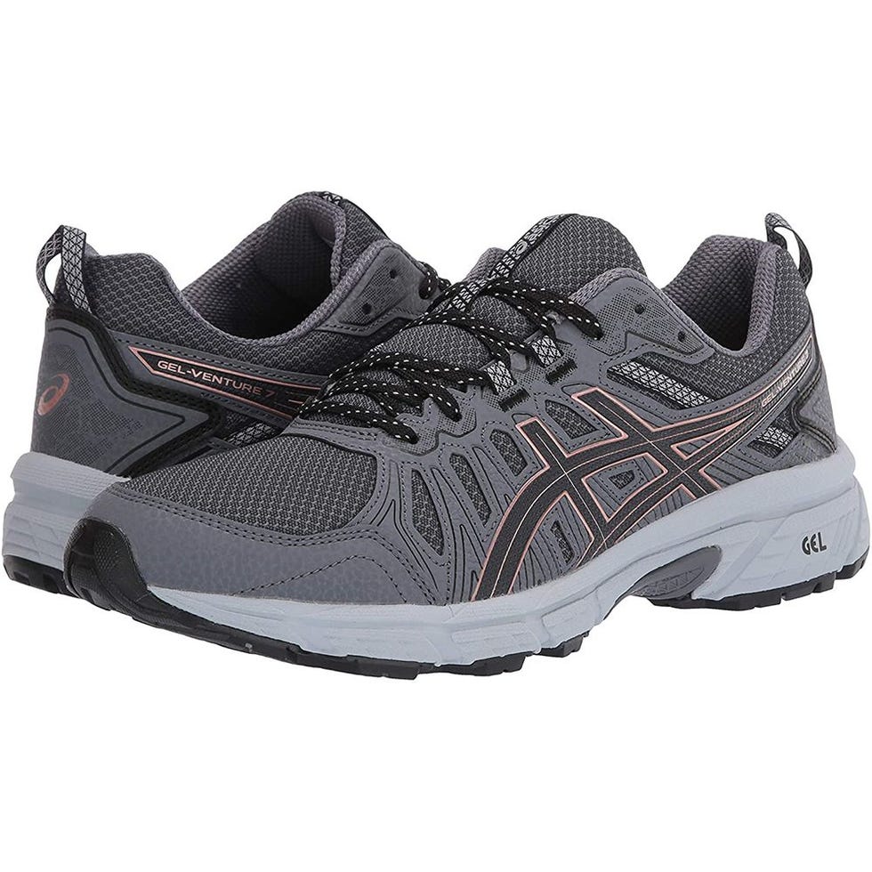12 Best Shoes for Nurses and Workers Who Stand All Day in 2023 12 Best Shoes for Nurses and Workers Who Stand All Day in 2023