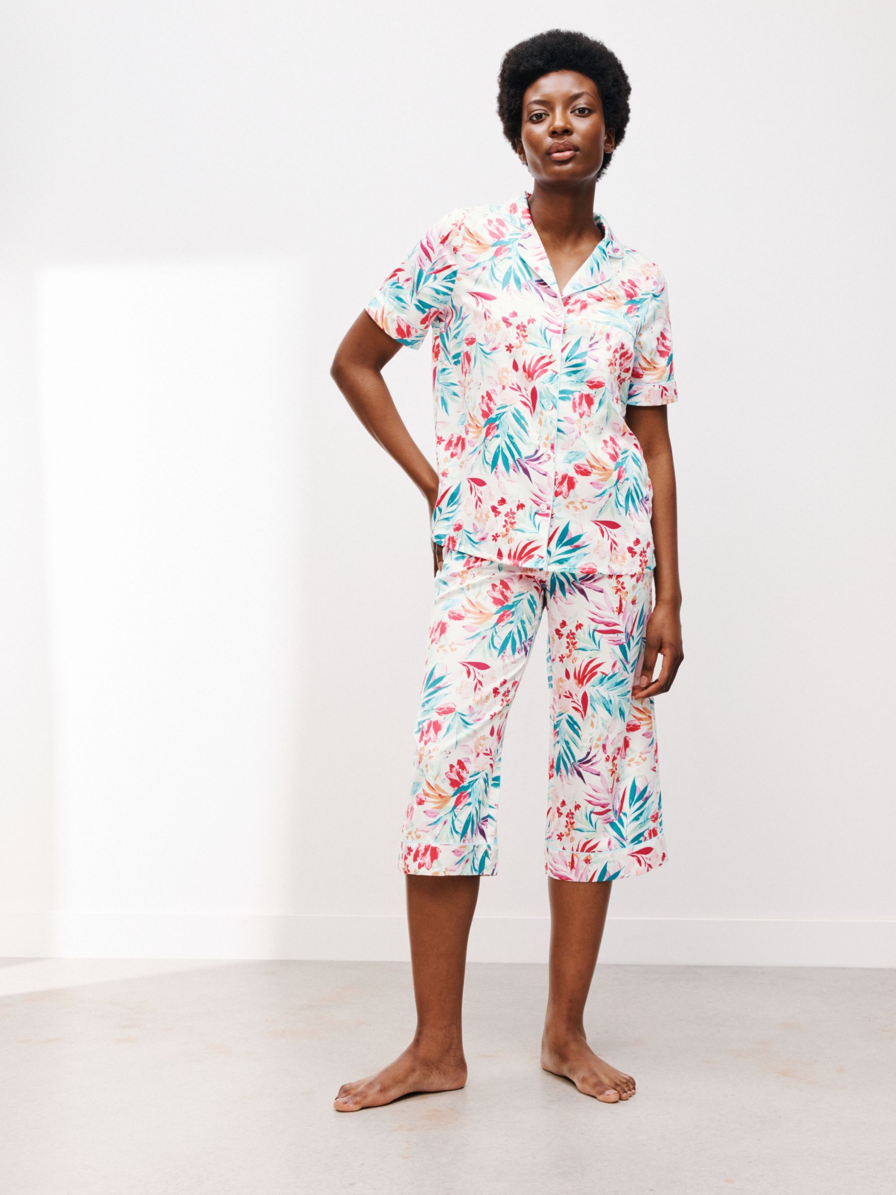 Floral pyjama online