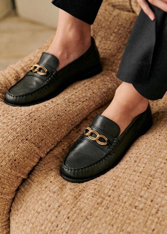 New stylish store loafer shoes