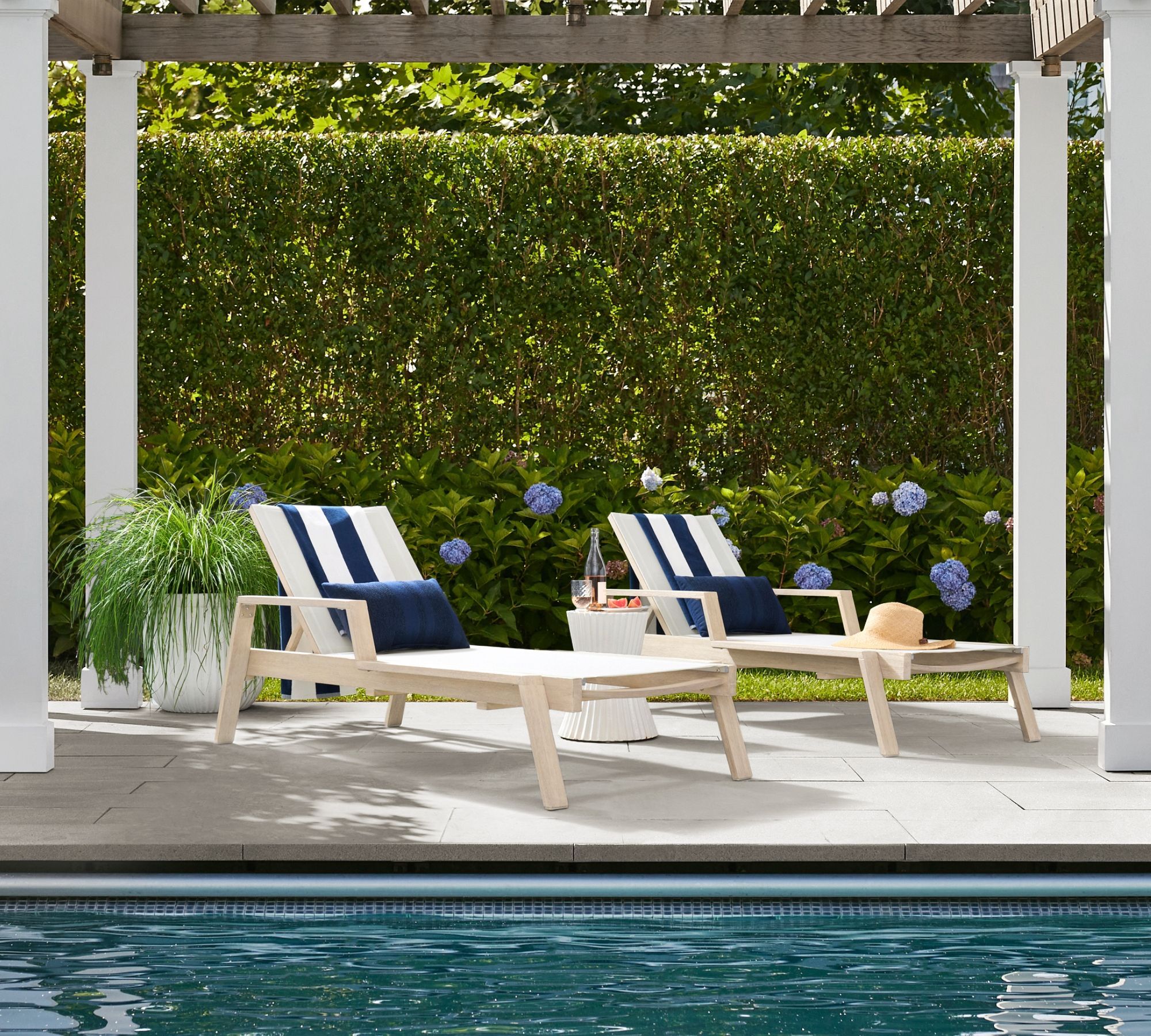 Best deals pool chaise