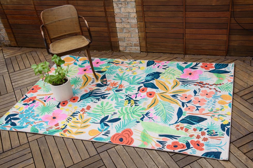 The 6 Best Places to Shop for Outdoor Rugs