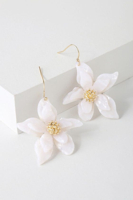 14 Cute Easter Earrings for 2024