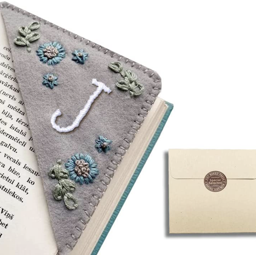 Personalized Embroidered Corner Bookmark