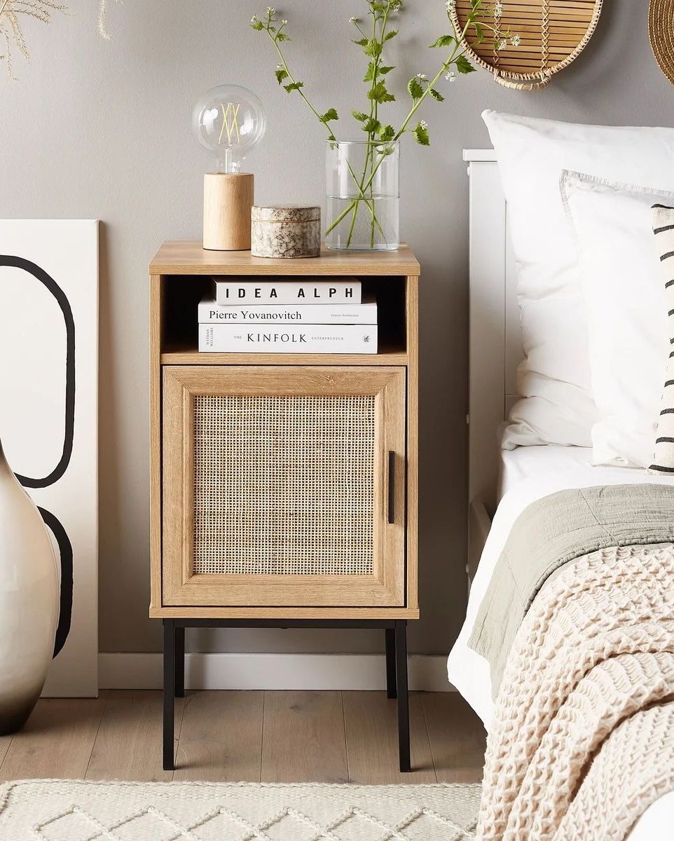 25 small bedside tables to save space in compact bedrooms