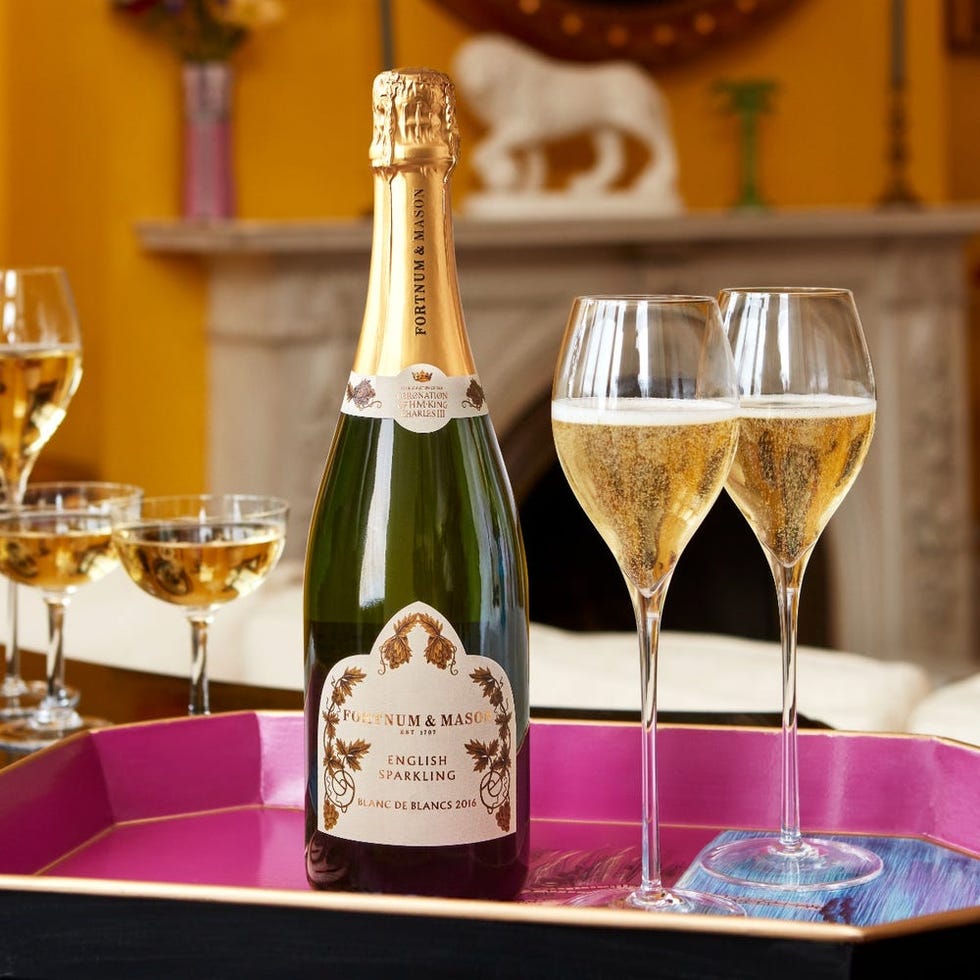 Fortnum's Coronation English Sparkling Blanc de Blancs 2016, 75cl