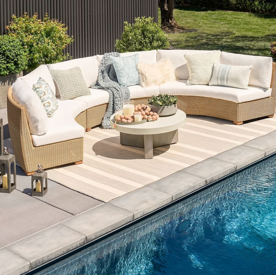 Hampton All-Weather Wicker Round Sectional