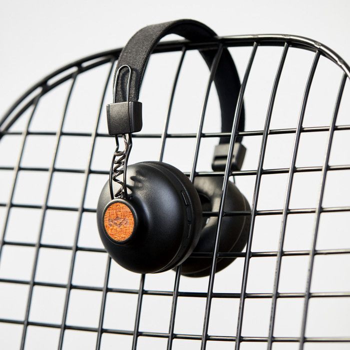 5 Best On Ear Headphones for Everyday Comfort in 2023