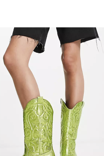 Women's Cowboy Boots Are What Everyone's Wearing To See Harry