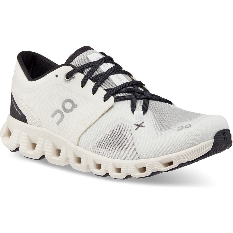 Women's Cloud X 3 Sneakers