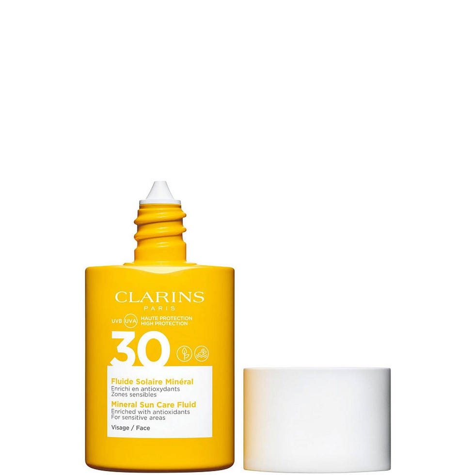 Clarins FLUID SOLAIRE MINÉRAL SPF30 Clarins FLUID SOLAIRE MINÉRAL SPF30
