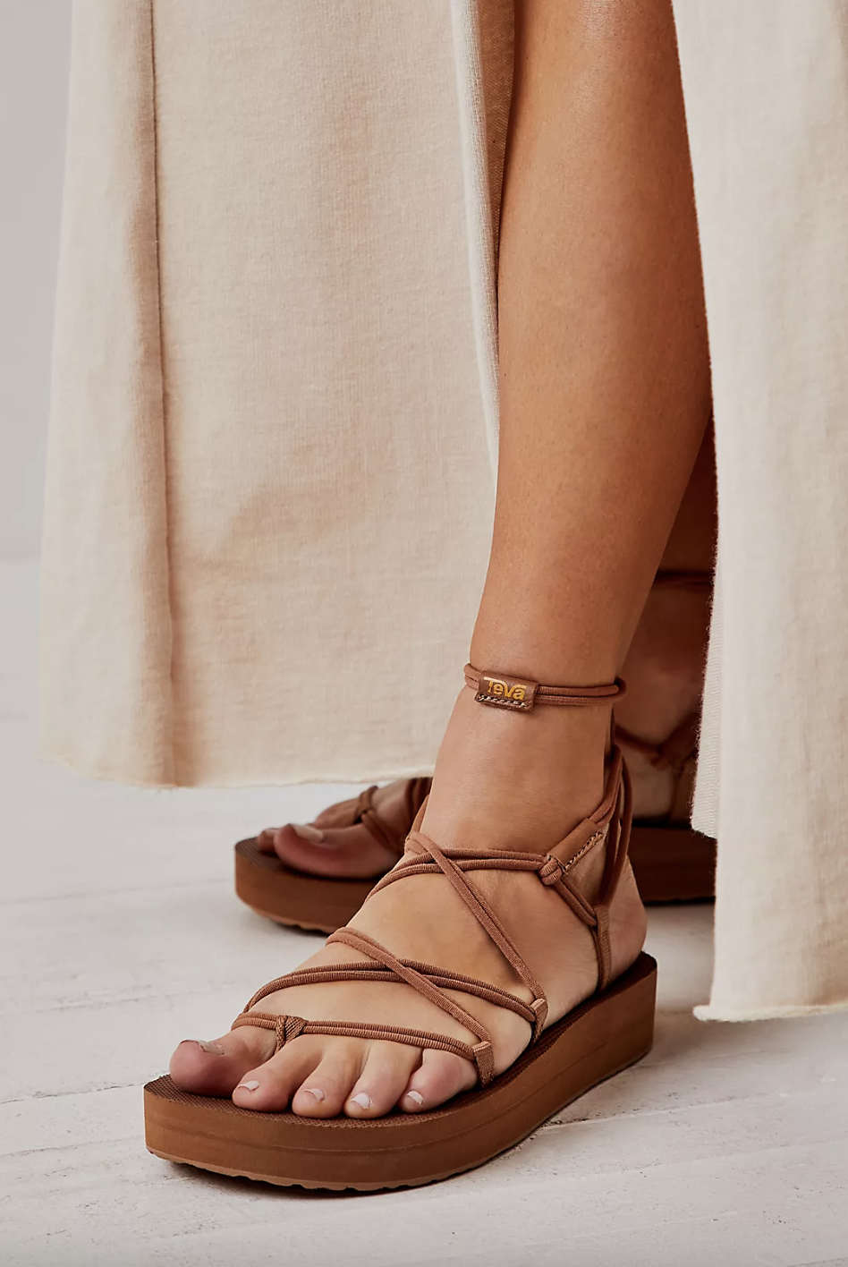 The 19 Best Sandals with Arch Support of 2023