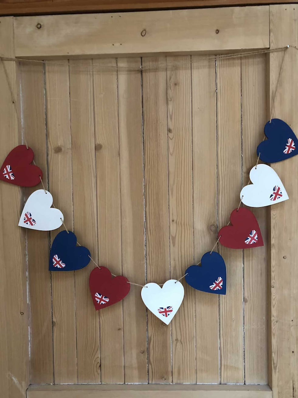 Pretty Wooden Heart Bunting-Union Jack