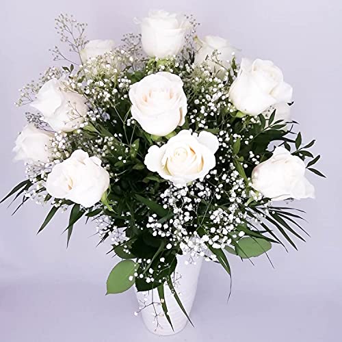 Ramo de 12 rosas blancas naturales