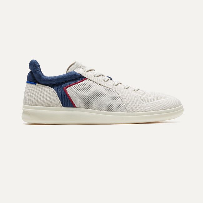 The Best Canvas Shoes For Men In 2024 Tested By Style Editors   1682456348 056 RS01 BlueJay Side6394 650x 