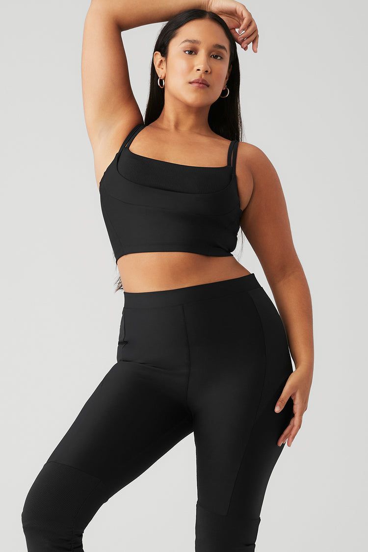 Alo Yoga Sale May 2023 Celeb Approved Alo Leggings Are 30 Off